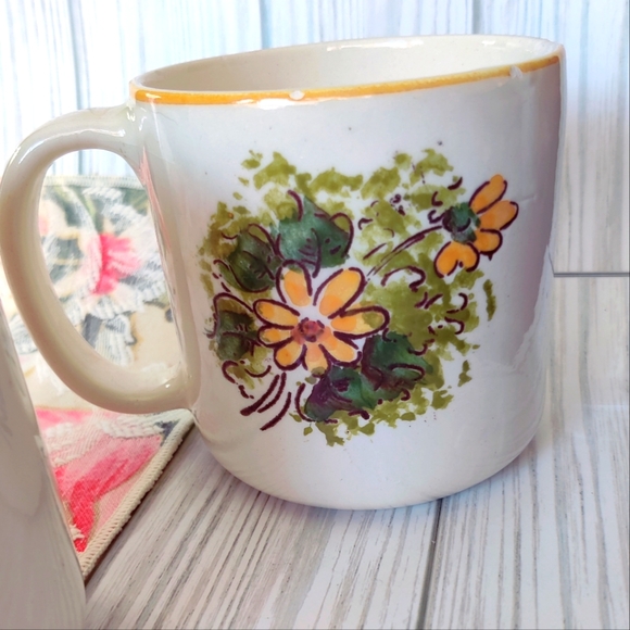 Vintage Hand Painted In Brazil, Pair of Floral Ceramic Mugs, Brazilian Artists - Picture 13 of 15